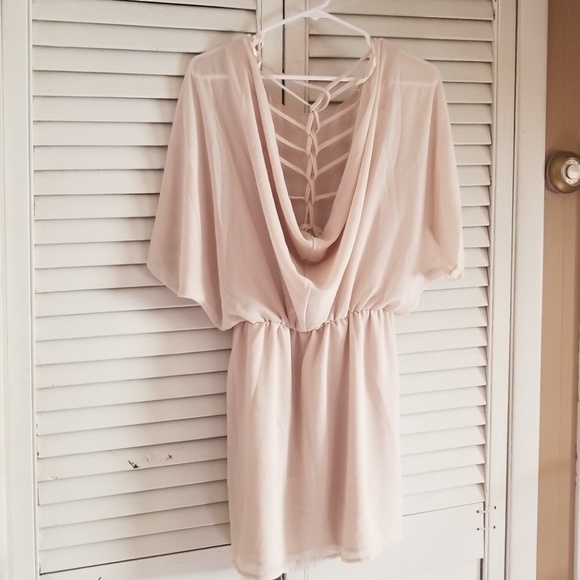 Lost April Dress - Picture 2 of 3